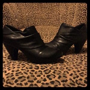 Adorable Call It Spring black leather booties